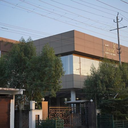 Jaanki Farms & Resorts Jorhāt 외부 사진