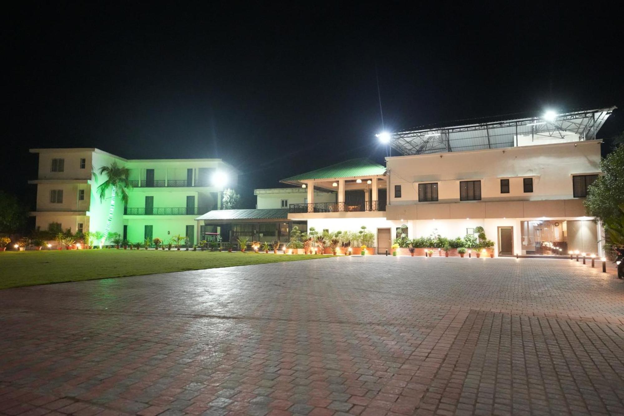 Jaanki Farms & Resorts Jorhāt 외부 사진